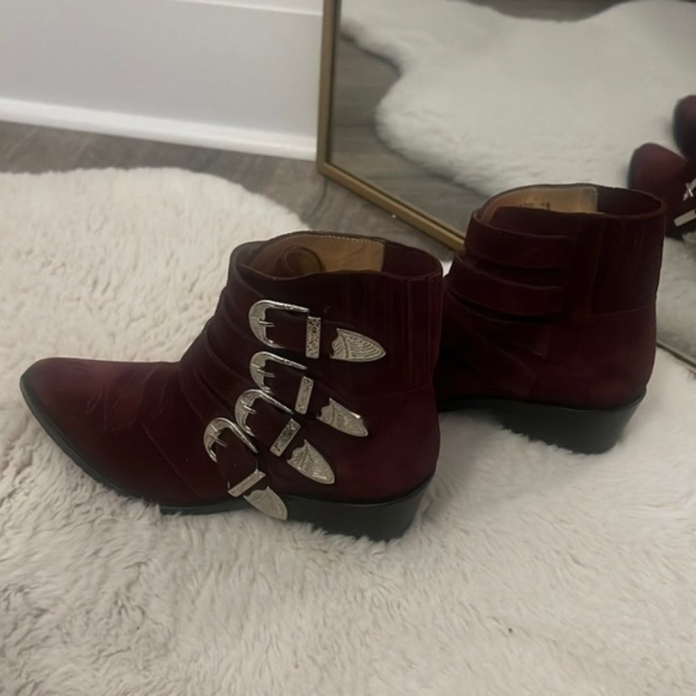 Toga suede boots